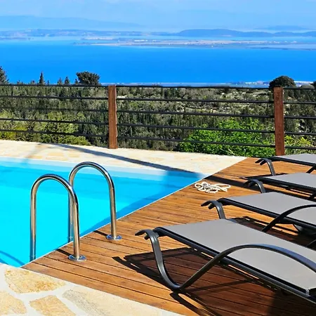 Rouga Villa *